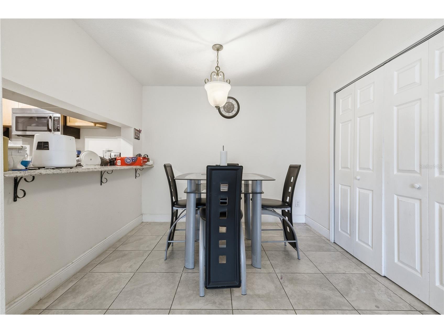 5219 Via Hacienda Circle #B111 Orlando FL 32839 O6415444 image5