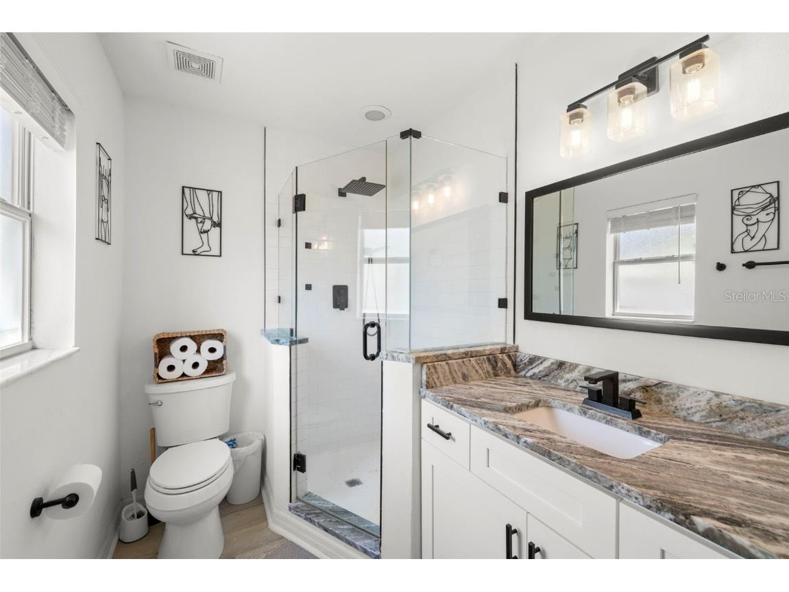 522 28th Avenue S Saint Petersburg FL 33705 TB8440645 image12