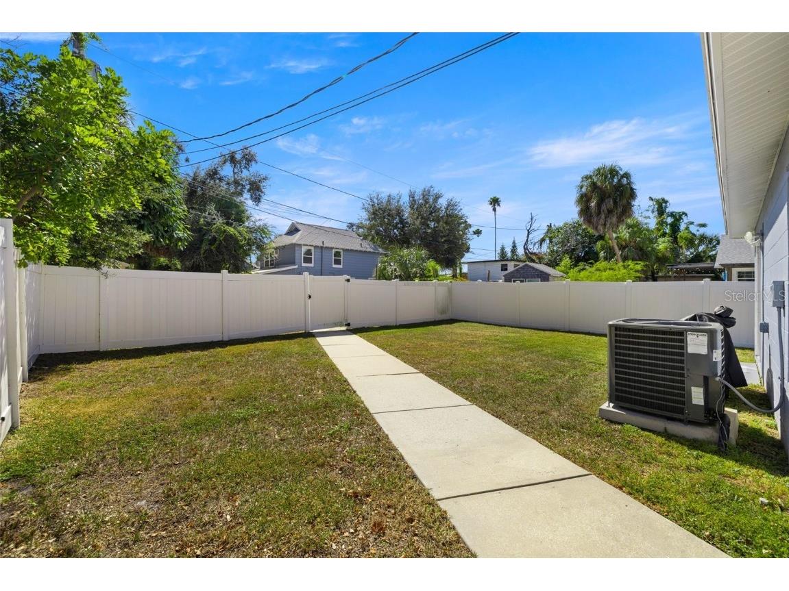 522 28th Avenue S Saint Petersburg FL 33705 TB8440645 image15