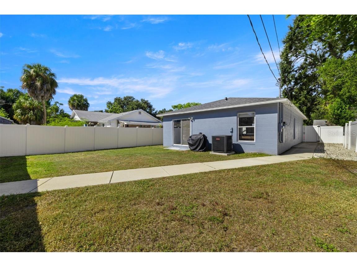 522 28th Avenue S Saint Petersburg FL 33705 TB8440645 image16