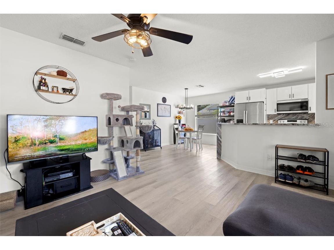 522 28th Avenue S Saint Petersburg FL 33705 TB8440645 image4