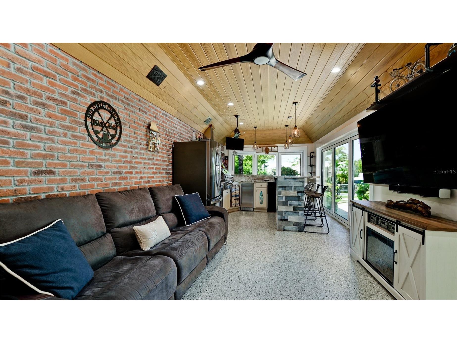 522 68th Street Holmes Beach FL 34217 L4962247 image15