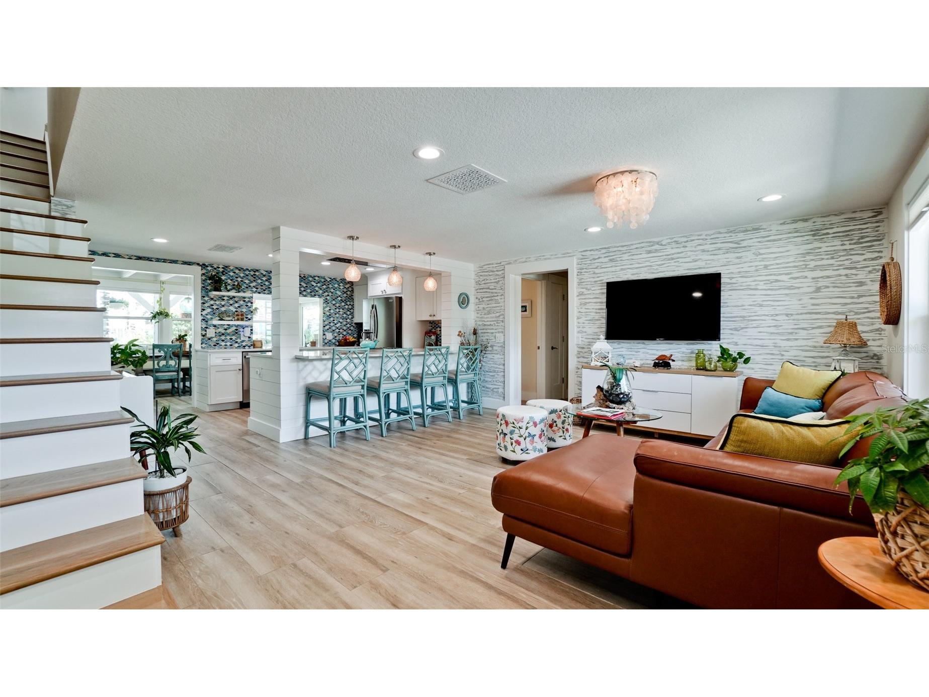 522 68th Street Holmes Beach FL 34217 L4962247 image4