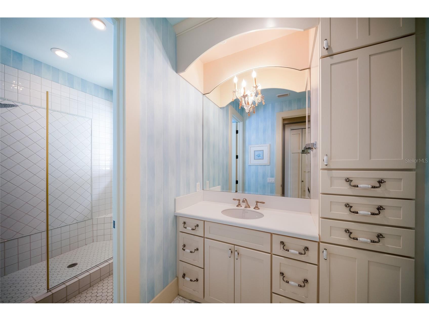 522 Bayview Drive Bradenton Beach FL 34217 A4695861 image52
