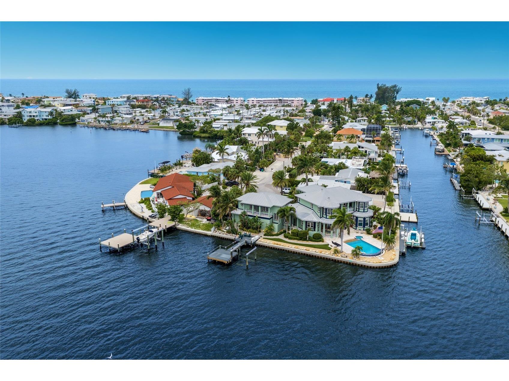 522 Bayview Drive Bradenton Beach FL 34217 A4695861 image6