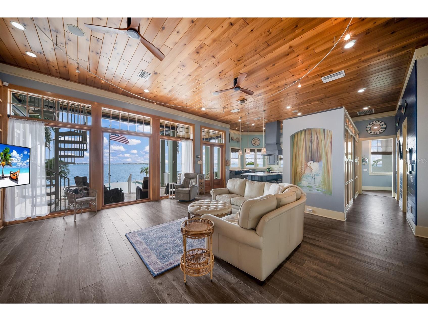 522 Bayview Drive Bradenton Beach FL 34217 A4695861 image8
