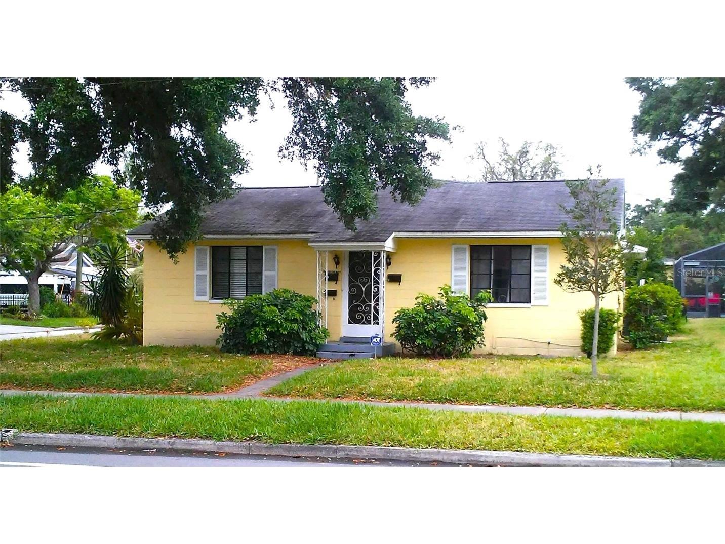 522 Briercliff Drive Orlando FL 32806 D6130028 image1