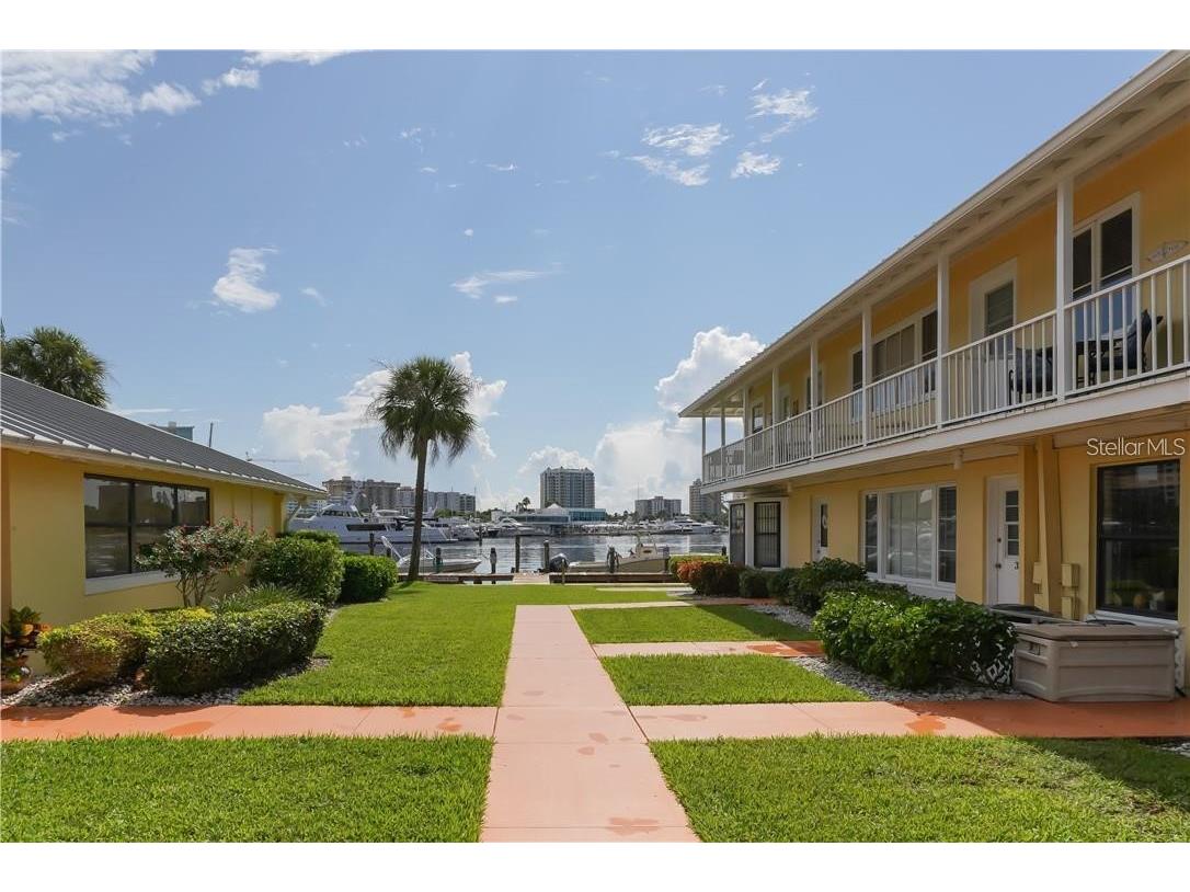 522 Golden Gate Point #9 Sarasota FL 34236 - SARASOTA BAY A4574377 image1