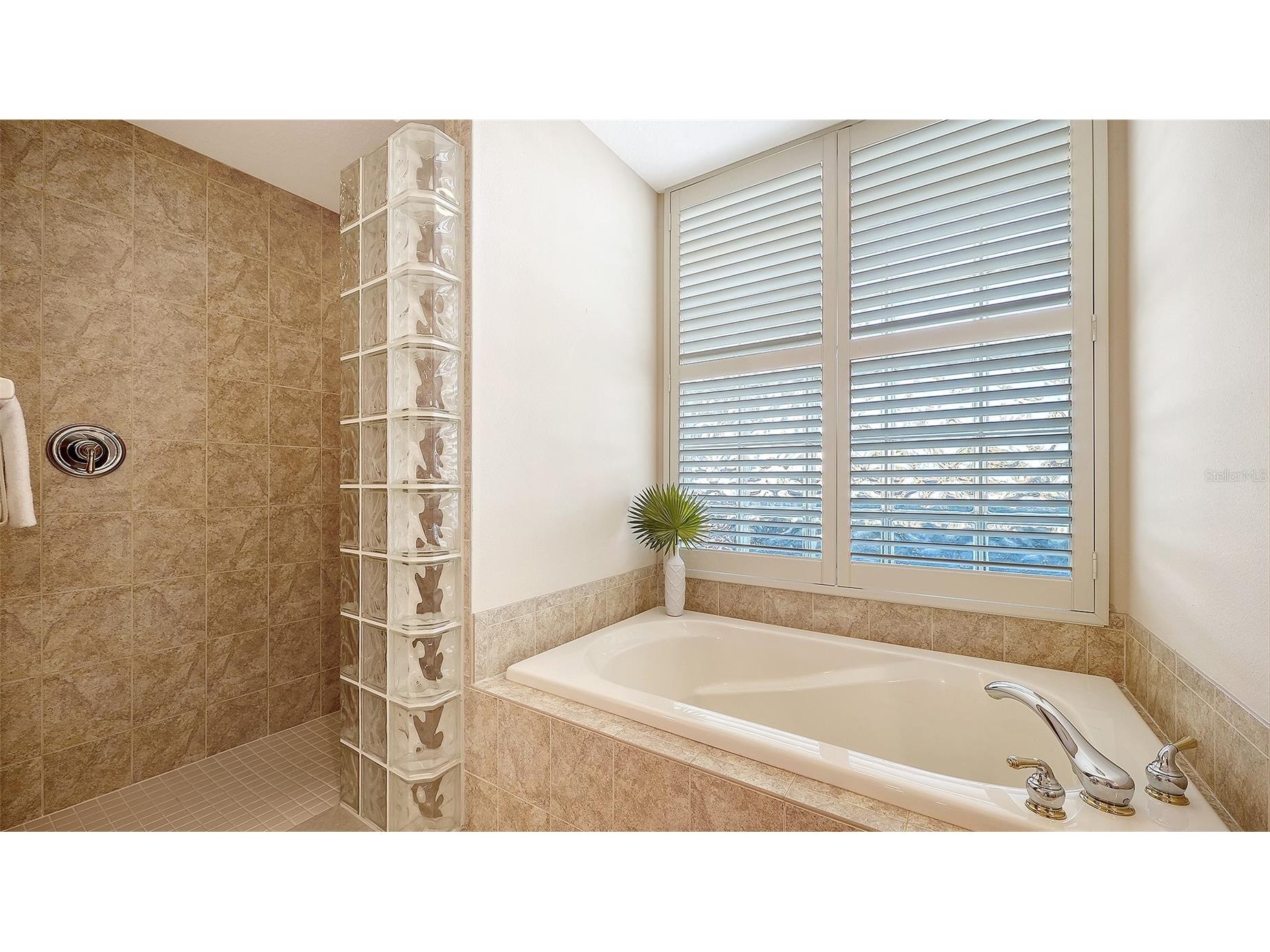 522 Luminary Boulevard Osprey FL 34229 A4676528 image28