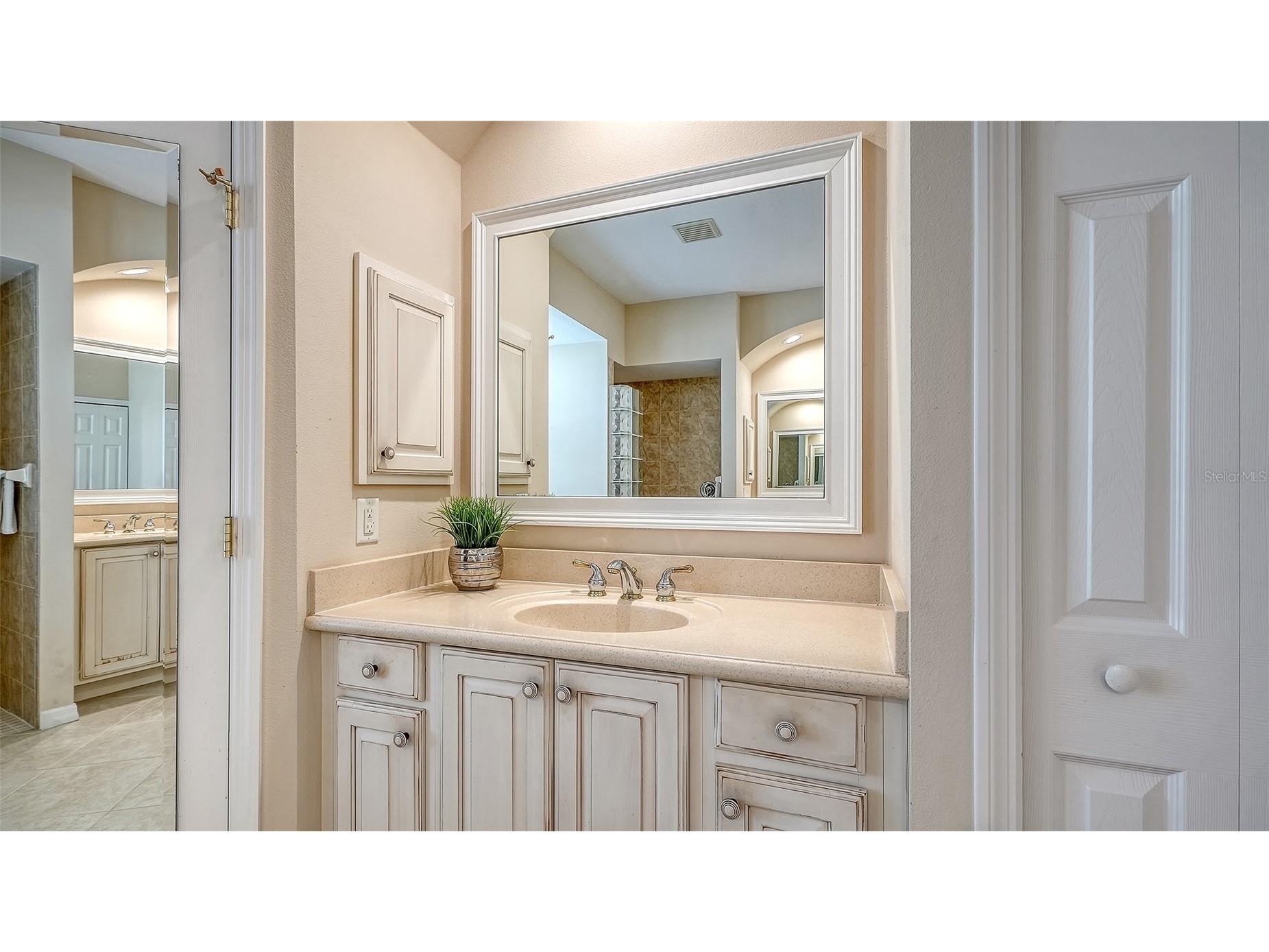 522 Luminary Boulevard Osprey FL 34229 A4676528 image29