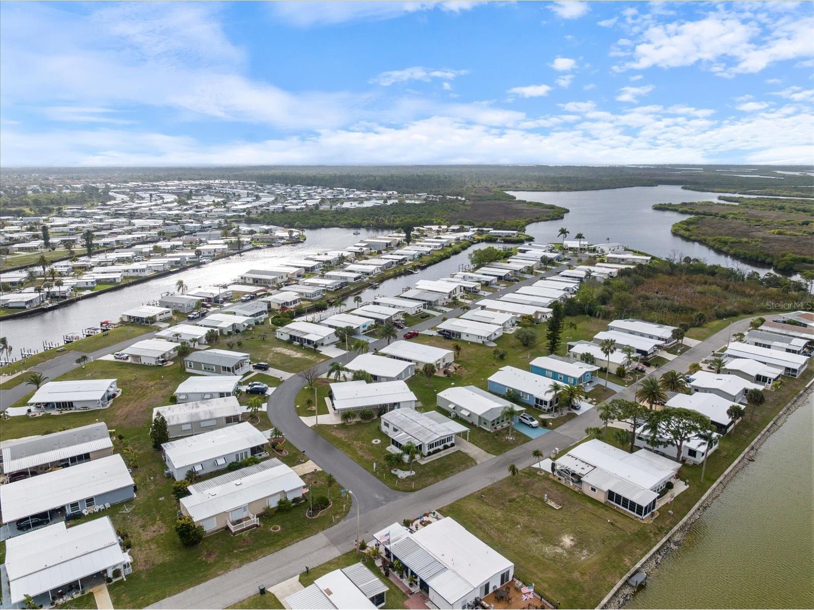 522 Parkwood Avenue North Port FL 34287 N6143406 image5