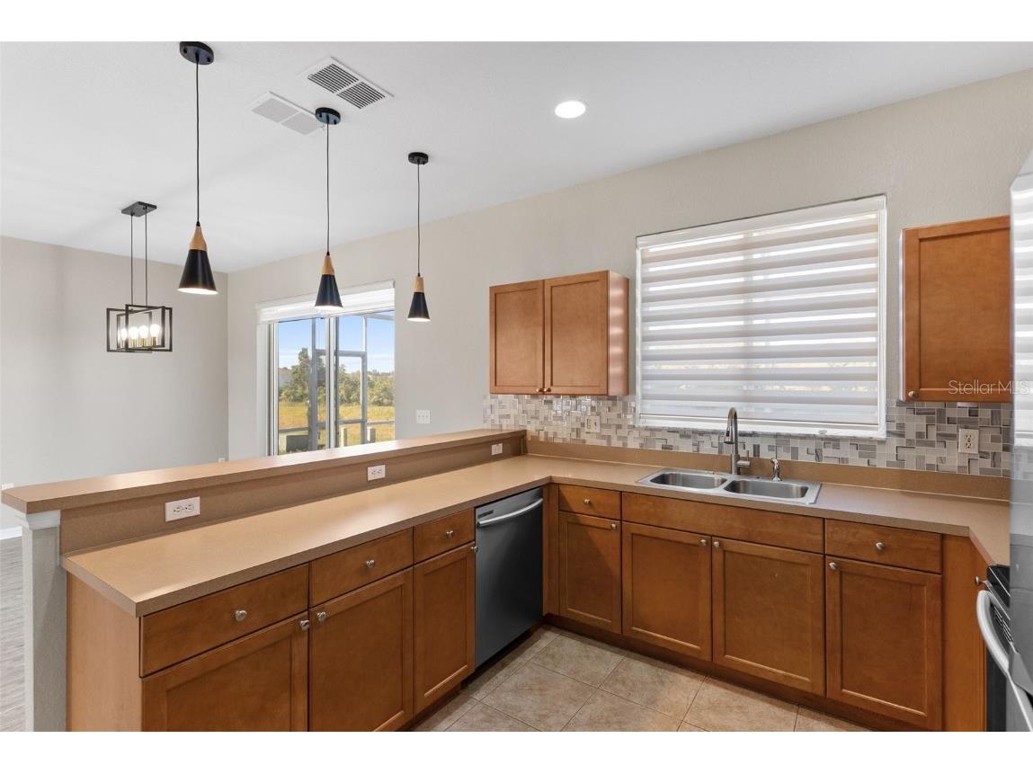 522 Parsley Court Kissimmee FL 34759 P4937340 image12