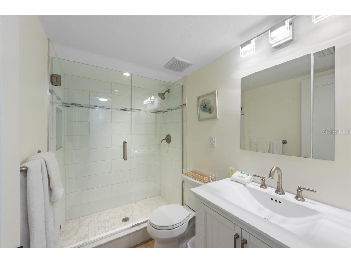 522 Pine Avenue #6B Anna Maria FL 34216 A4658962 image14