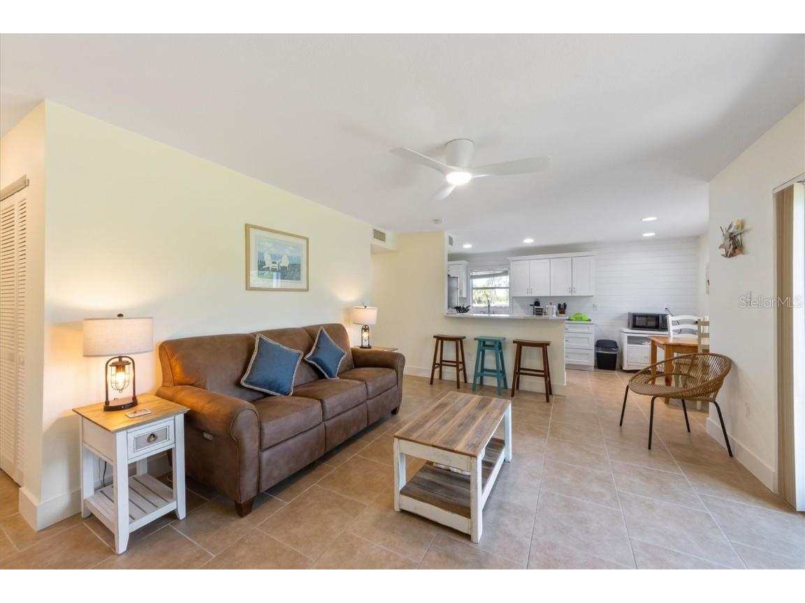 522 Pine Avenue #6B Anna Maria FL 34216 A4658962 image5