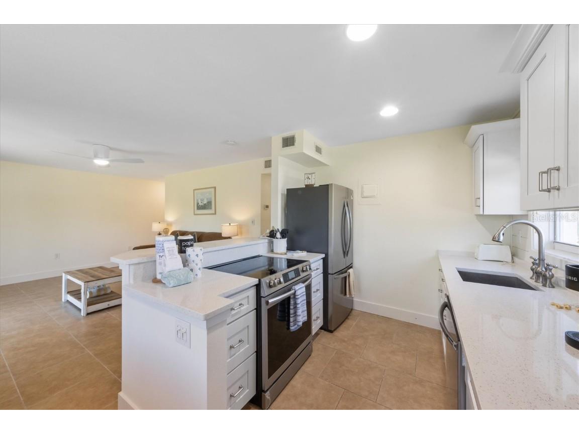 522 Pine Avenue #6B Anna Maria FL 34216 A4658962 image9