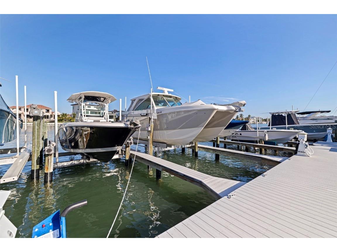 522 Pinellas Bayway S #107 Saint Petersburg FL 33715 TB8429128 image44