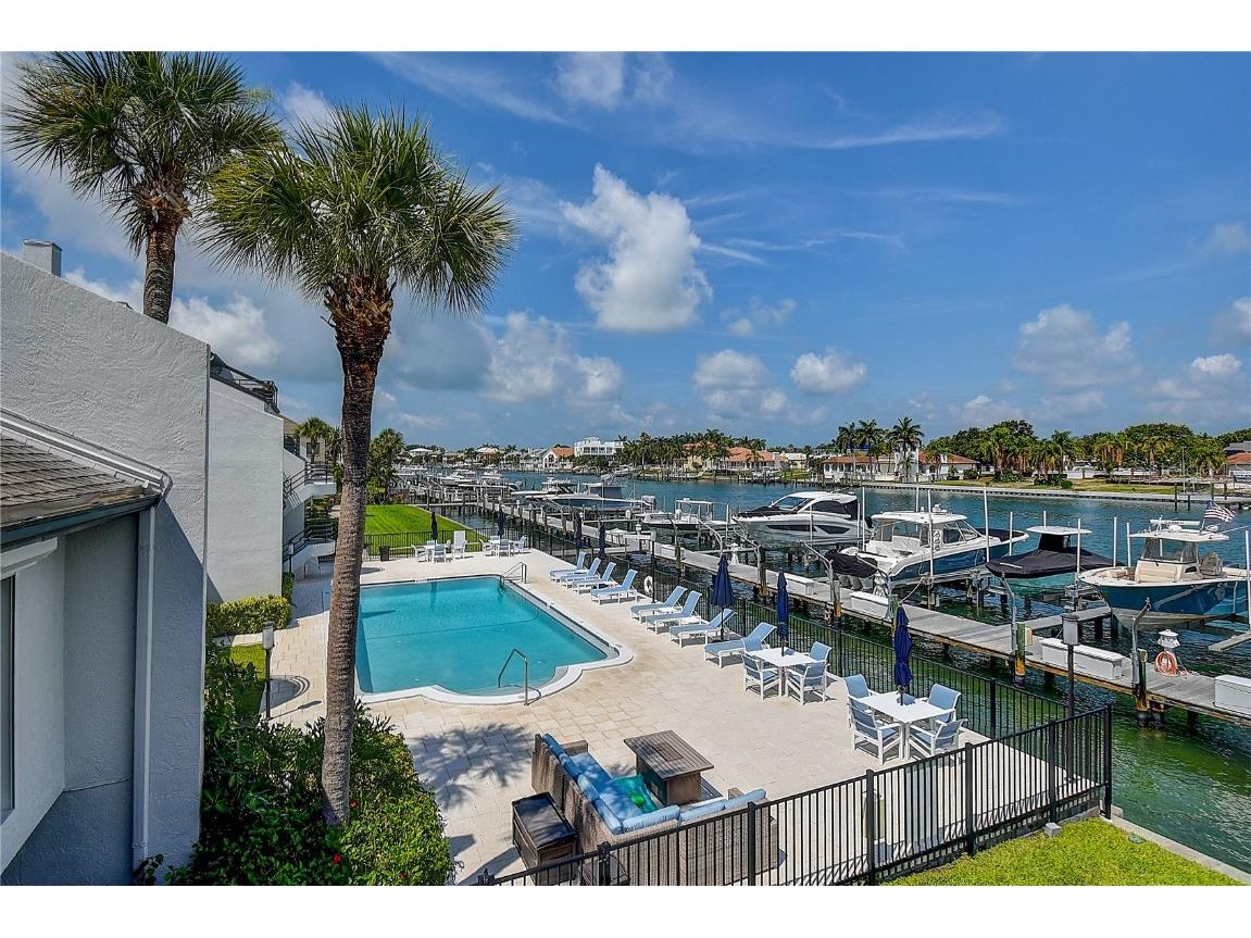 522 Pinellas Bayway S #209 Tierra Verde FL 33715 U8203872 image1