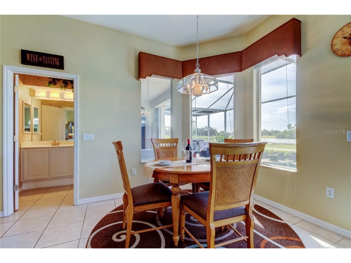 522 Planters Manor Way Bradenton FL 34212 TB8374980 image14