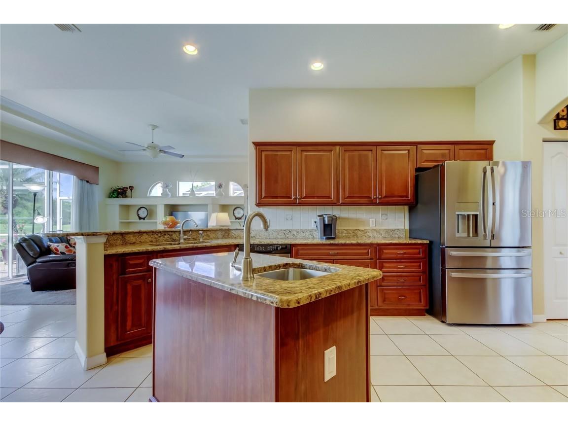 522 Planters Manor Way Bradenton FL 34212 TB8374980 image9