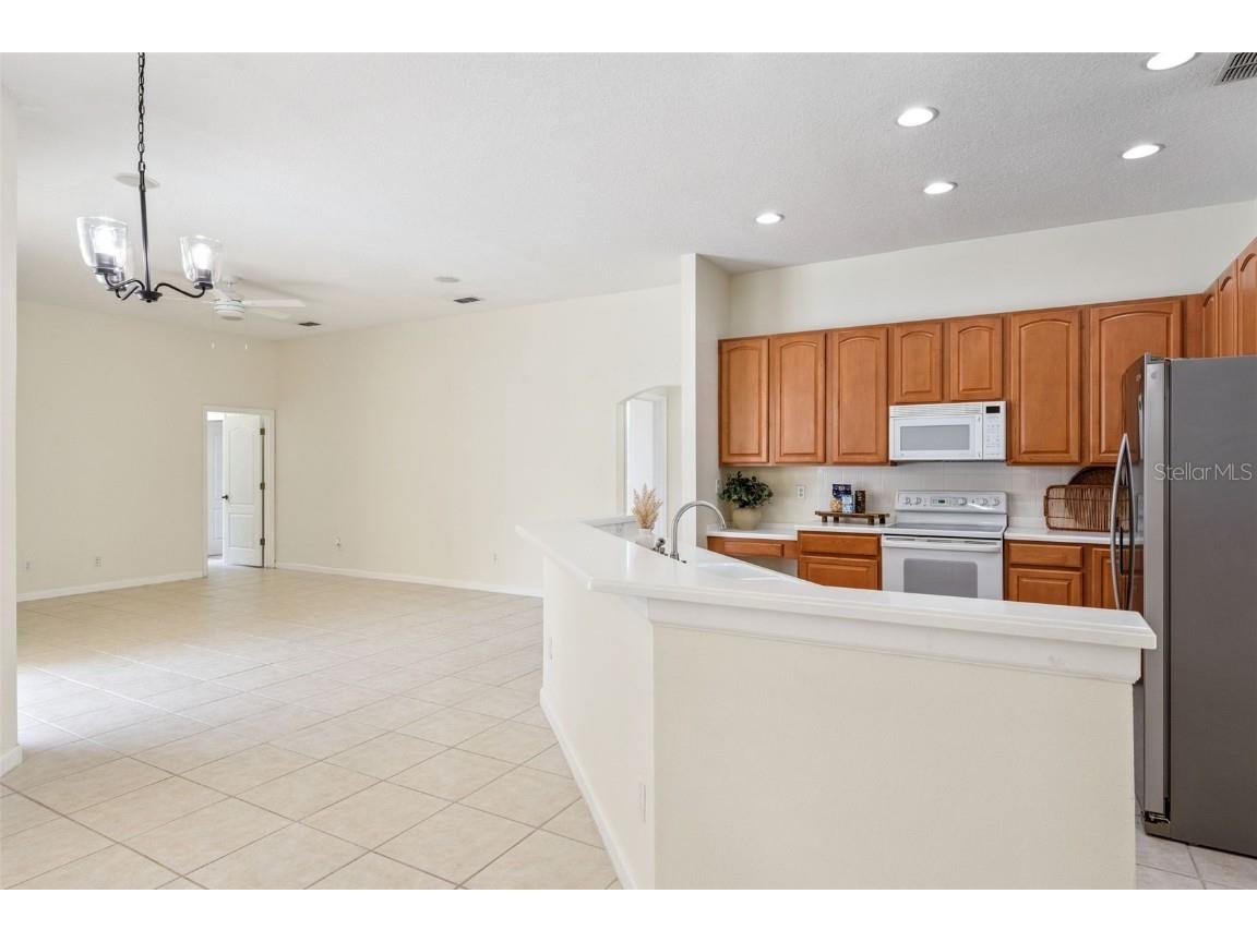 522 Sand Wedge Loop Apopka FL 32712 O6344568 image8