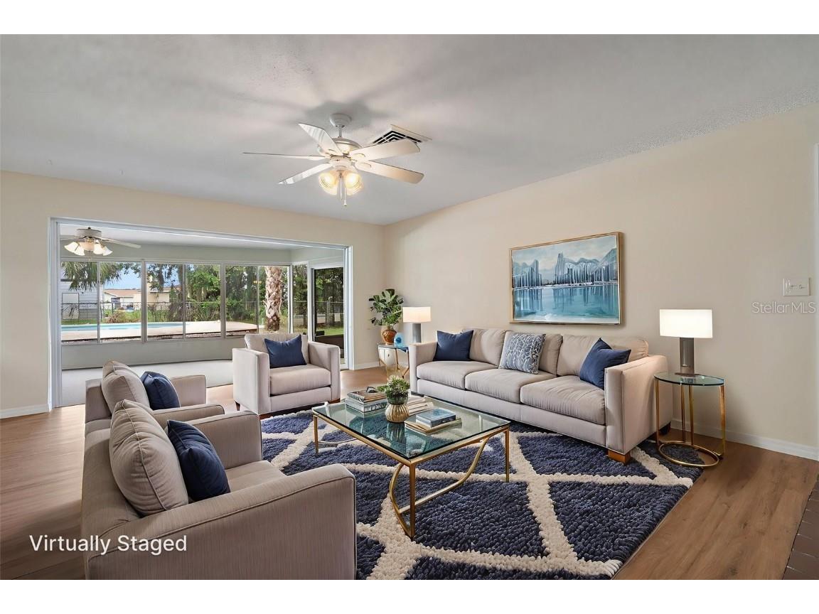 522 SE Paradise Point Road Crystal River FL 34429 OM708385 image2