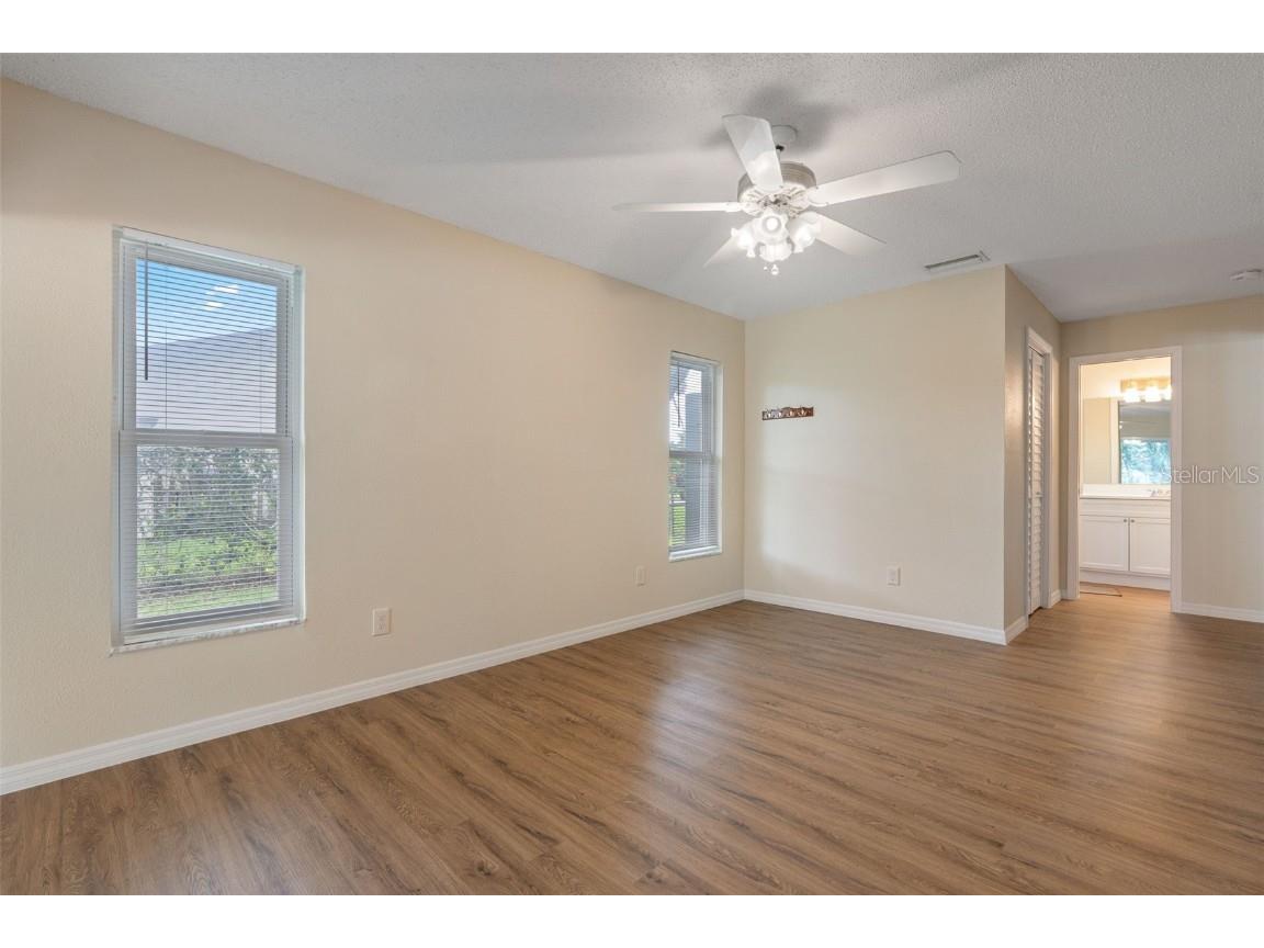 522 SE Paradise Point Road Crystal River FL 34429 OM708385 image27