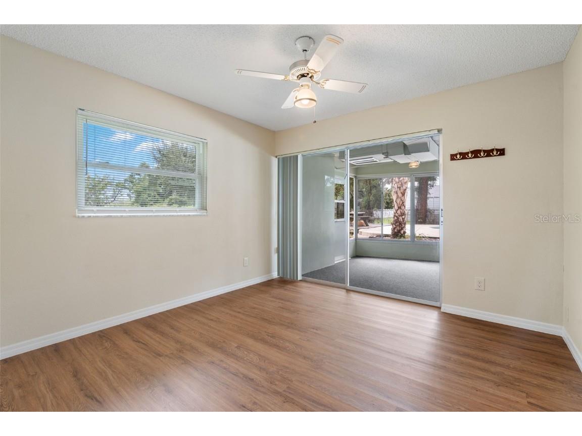 522 SE Paradise Point Road Crystal River FL 34429 OM708385 image30