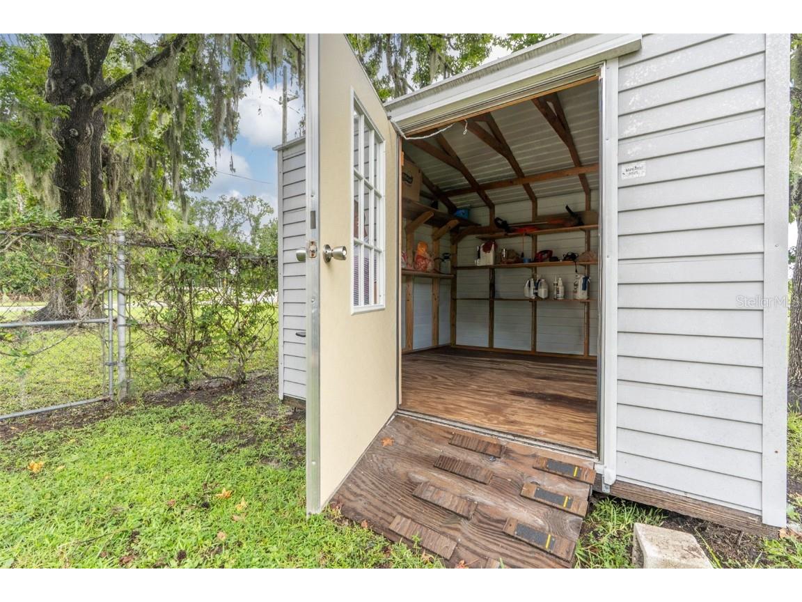 522 SE Paradise Point Road Crystal River FL 34429 OM708385 image48