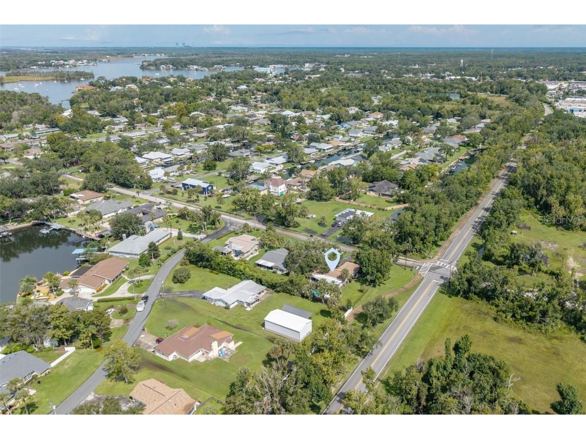 522 SE Paradise Point Road Crystal River FL 34429 OM708385 image56