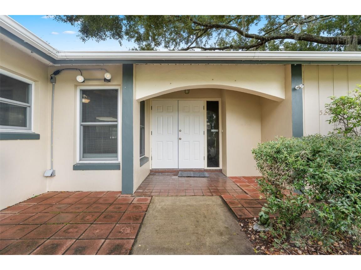 522 SE Paradise Point Road Crystal River FL 34429 OM708385 image7