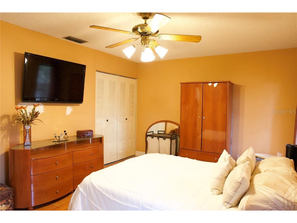 522 Wynnwood Drive Brandon FL 33511 TB8451271 image18