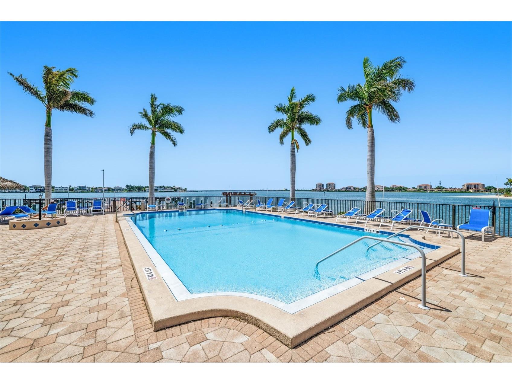 5220 Brittany Dr S #901 Saint Petersburg FL 33715 TB8501715 image36