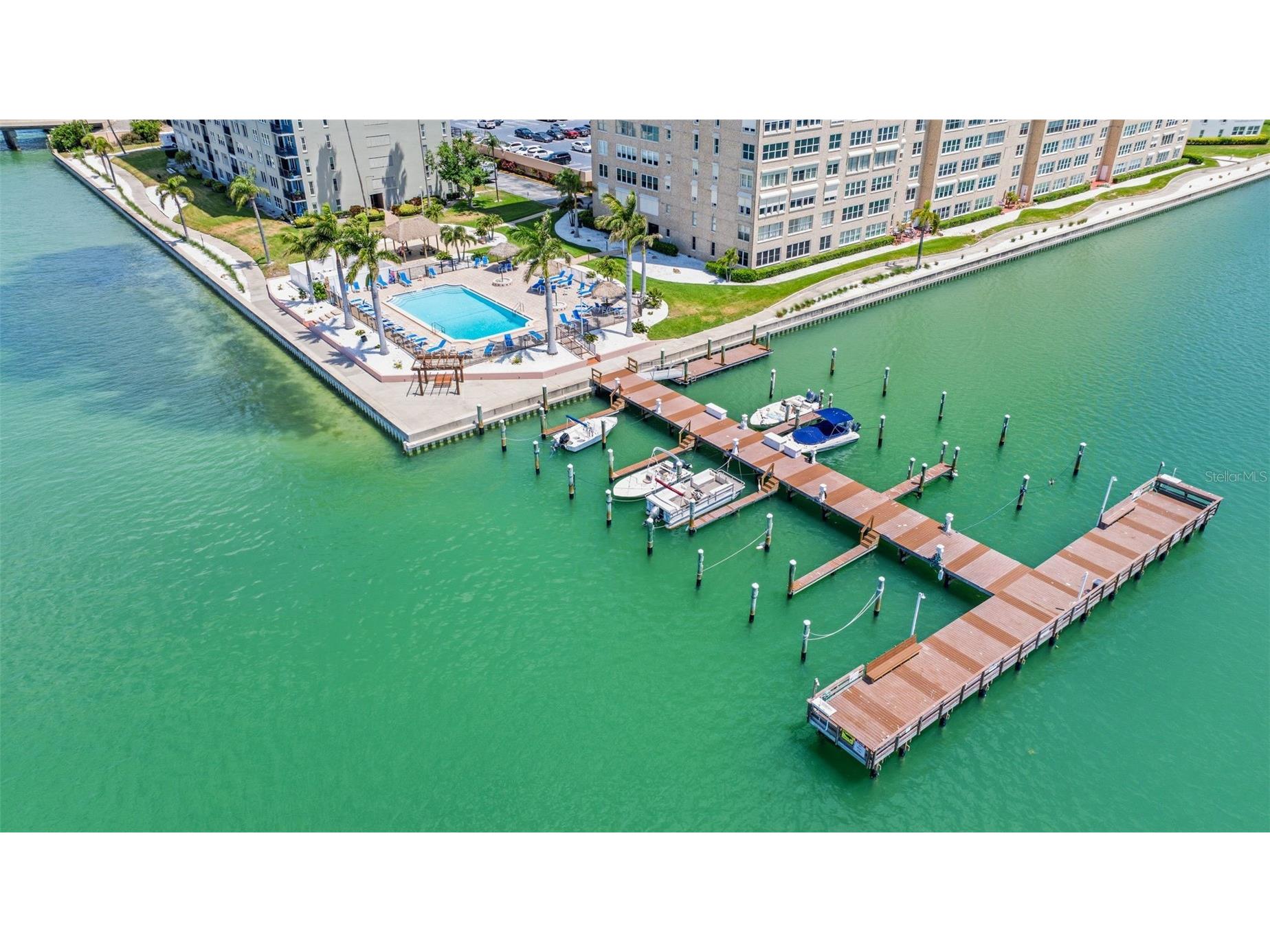 5220 Brittany Dr S #901 Saint Petersburg FL 33715 TB8501715 image40
