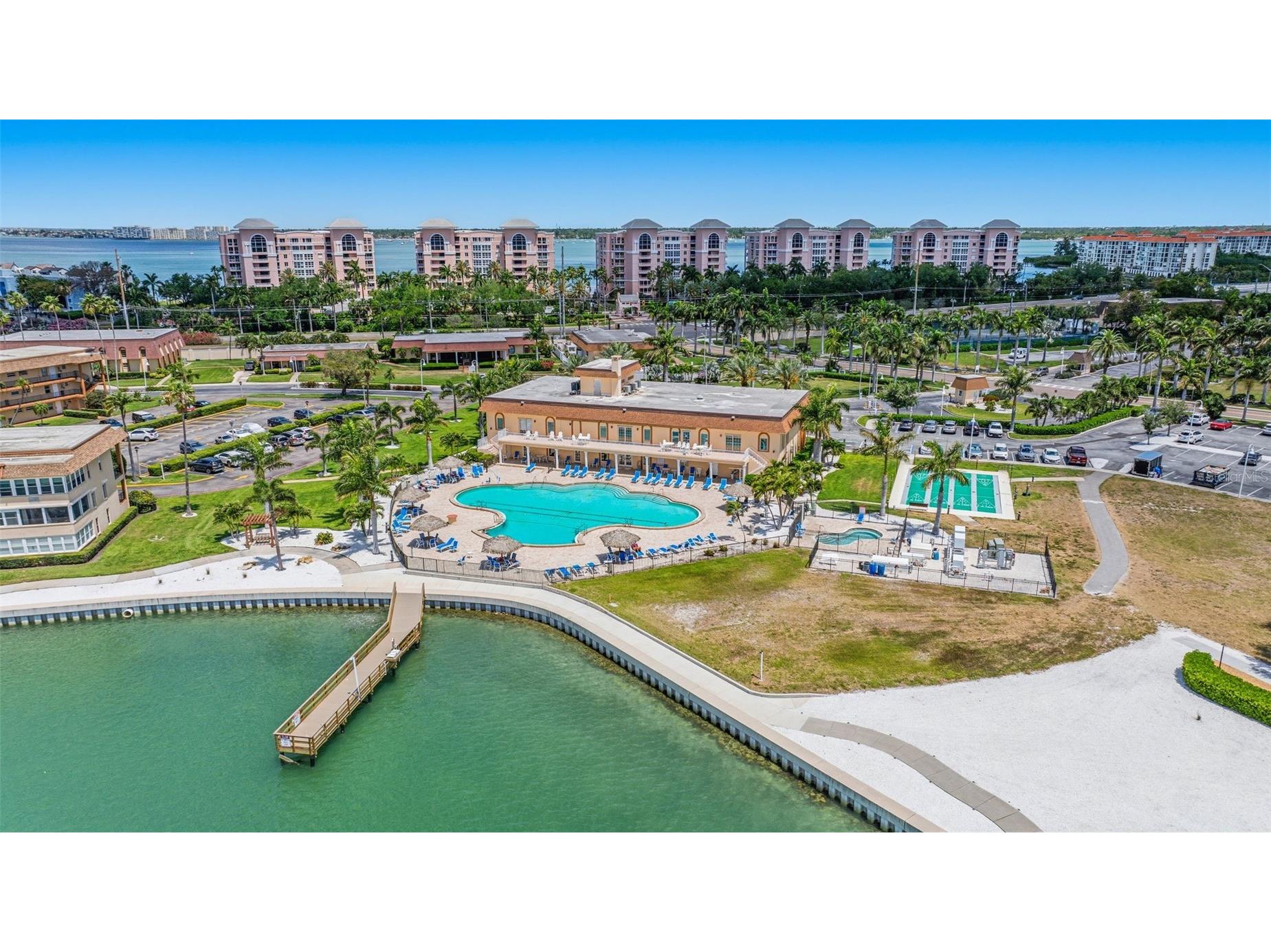 5220 Brittany Dr S #901 Saint Petersburg FL 33715 TB8501715 image44