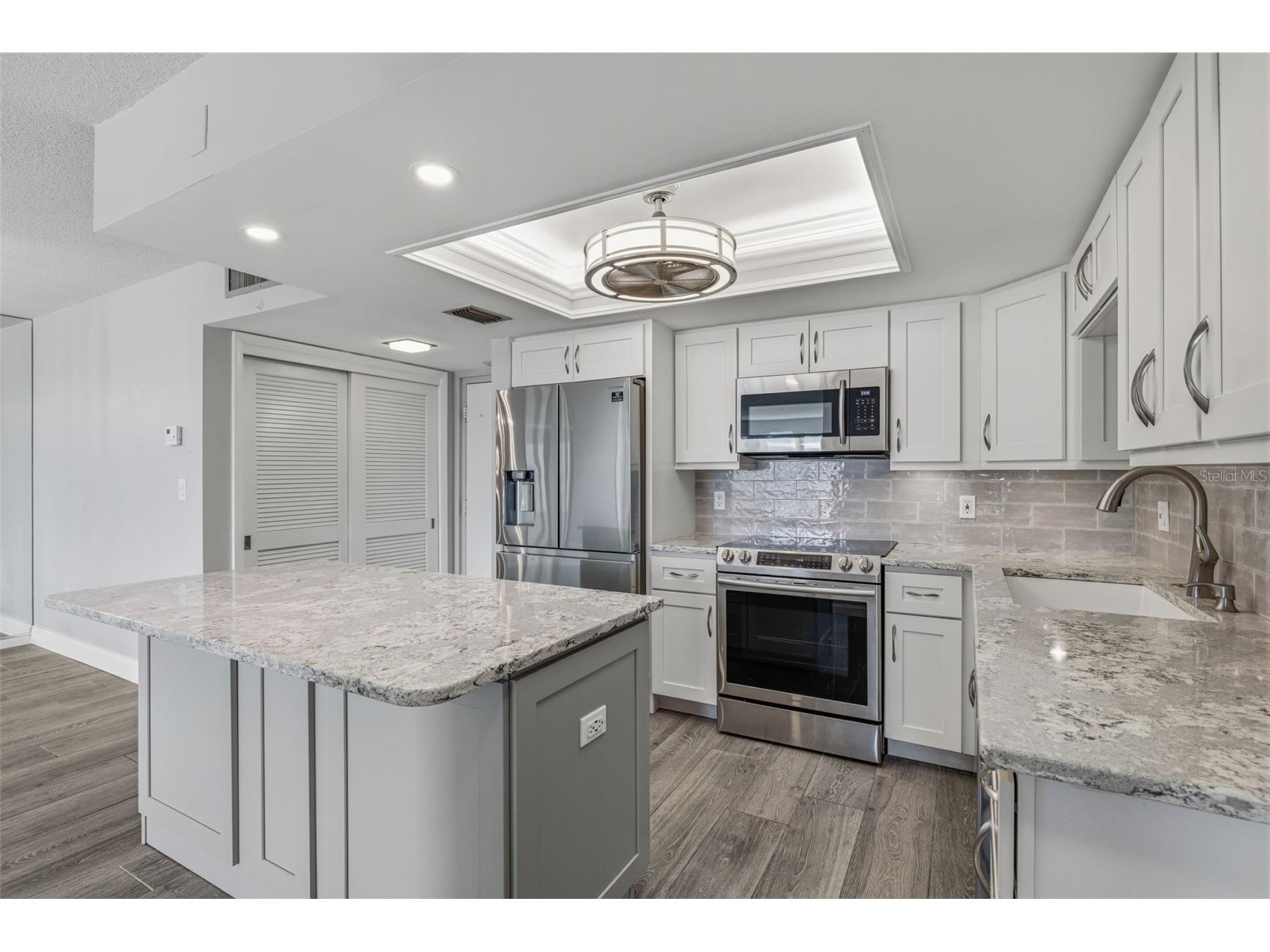 5220 Brittany Dr S #901 Saint Petersburg FL 33715 TB8501715 image8