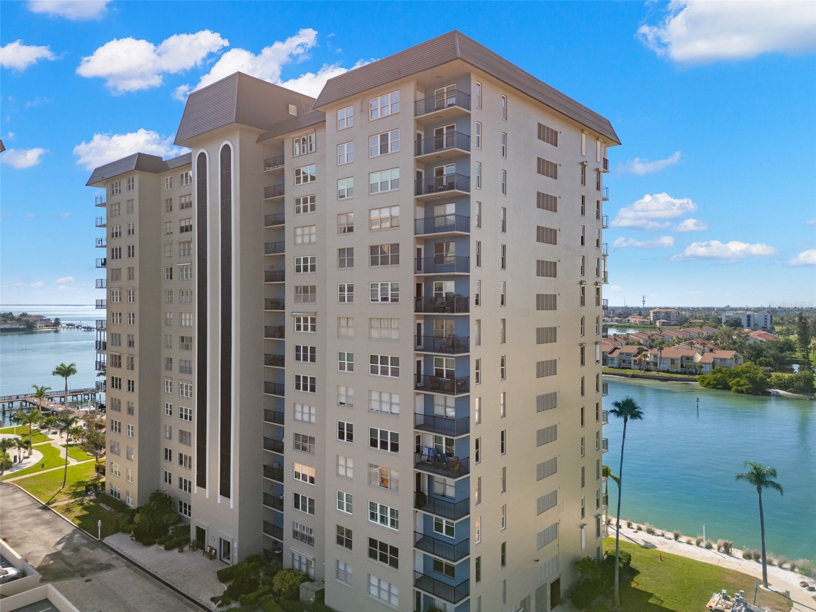 5220 Brittany Drive S #1003 Saint Petersburg FL 33715 TB8448530 image1