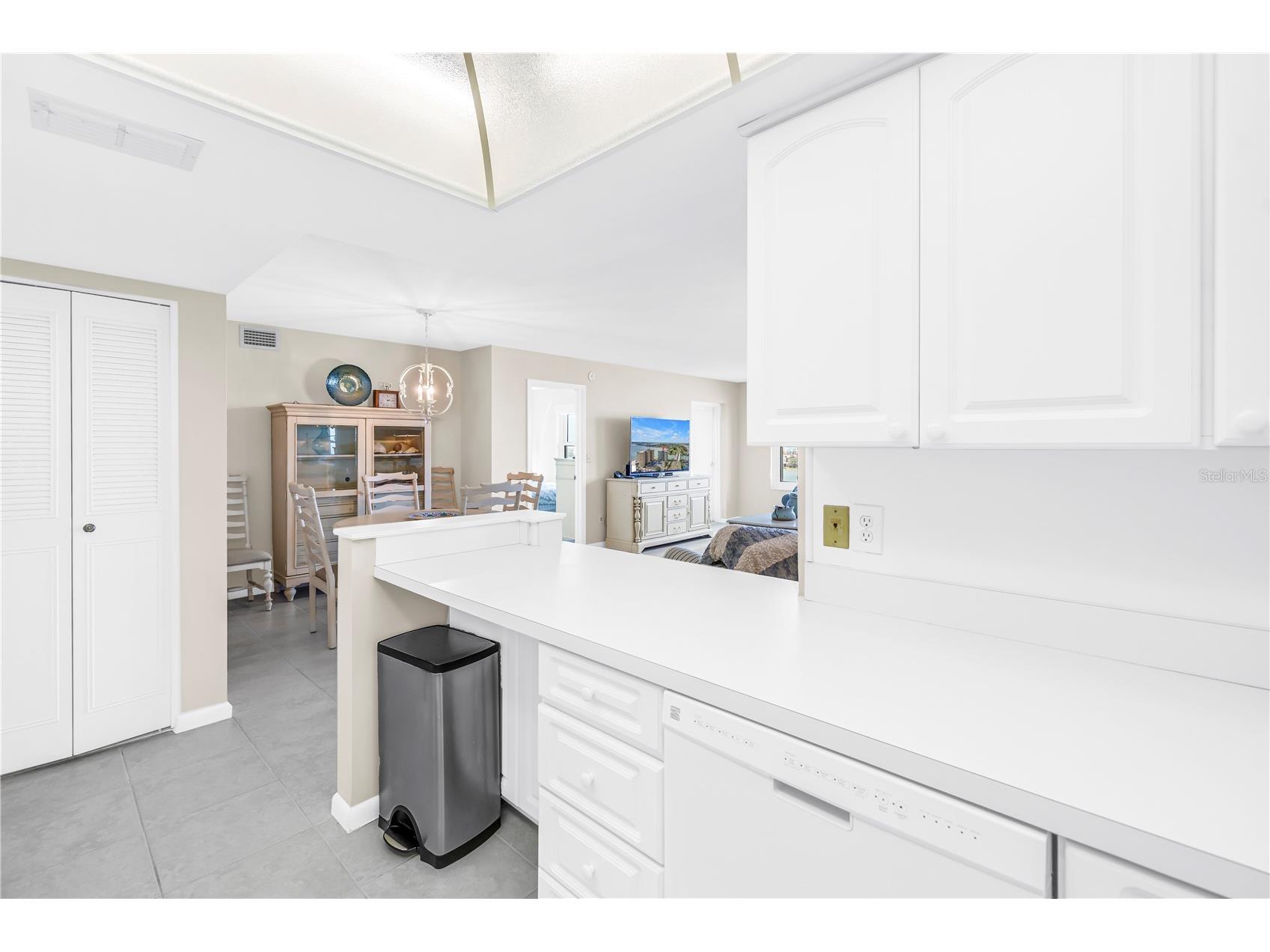 5220 Brittany Drive S #1202 Saint Petersburg FL 33715 - BOCA CIEGA BAY TB8495281 image17