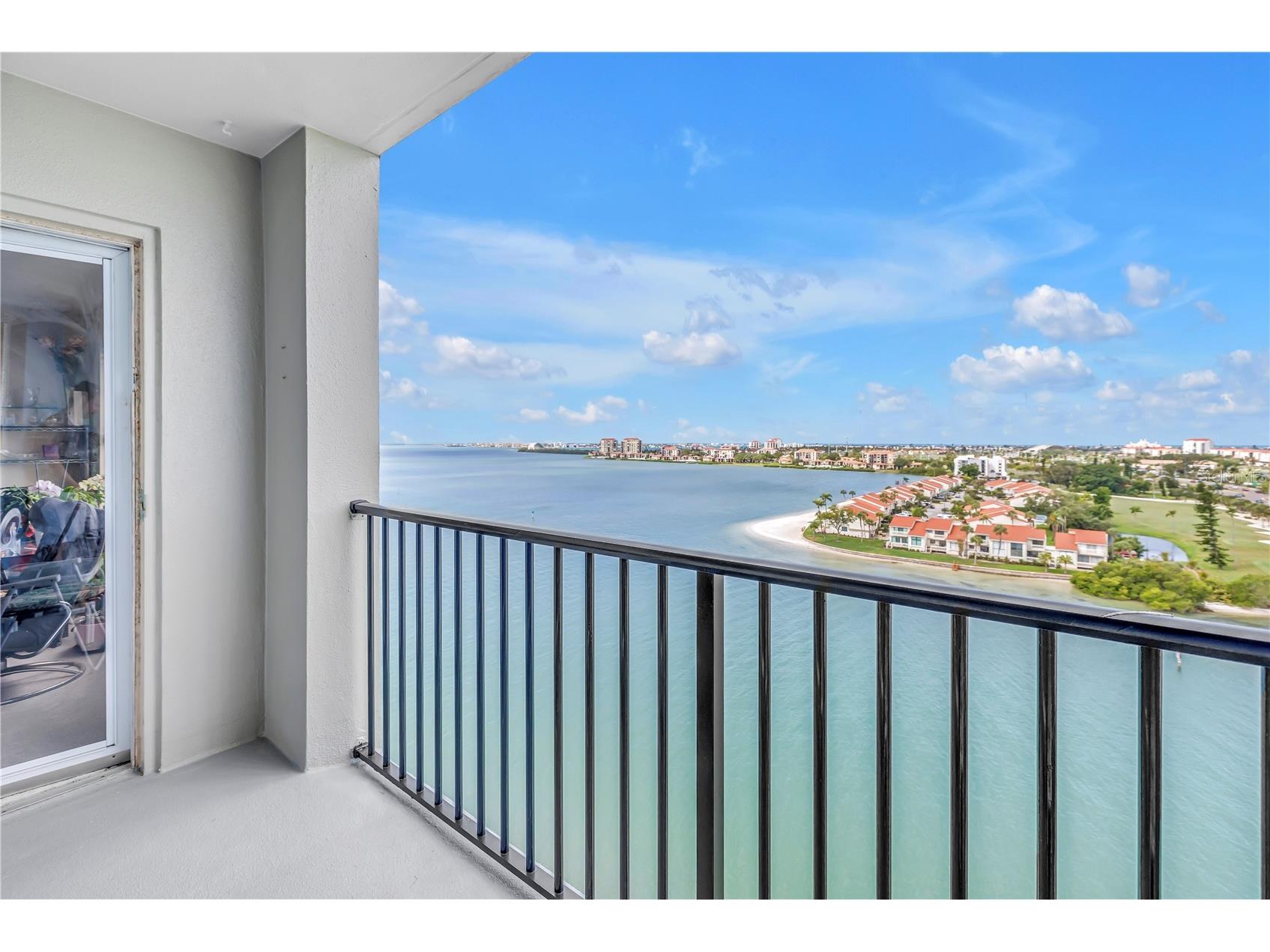 5220 Brittany Drive S #1204 Saint Petersburg FL 33715 - BOCA CIEGA BAY TB8495282 image2