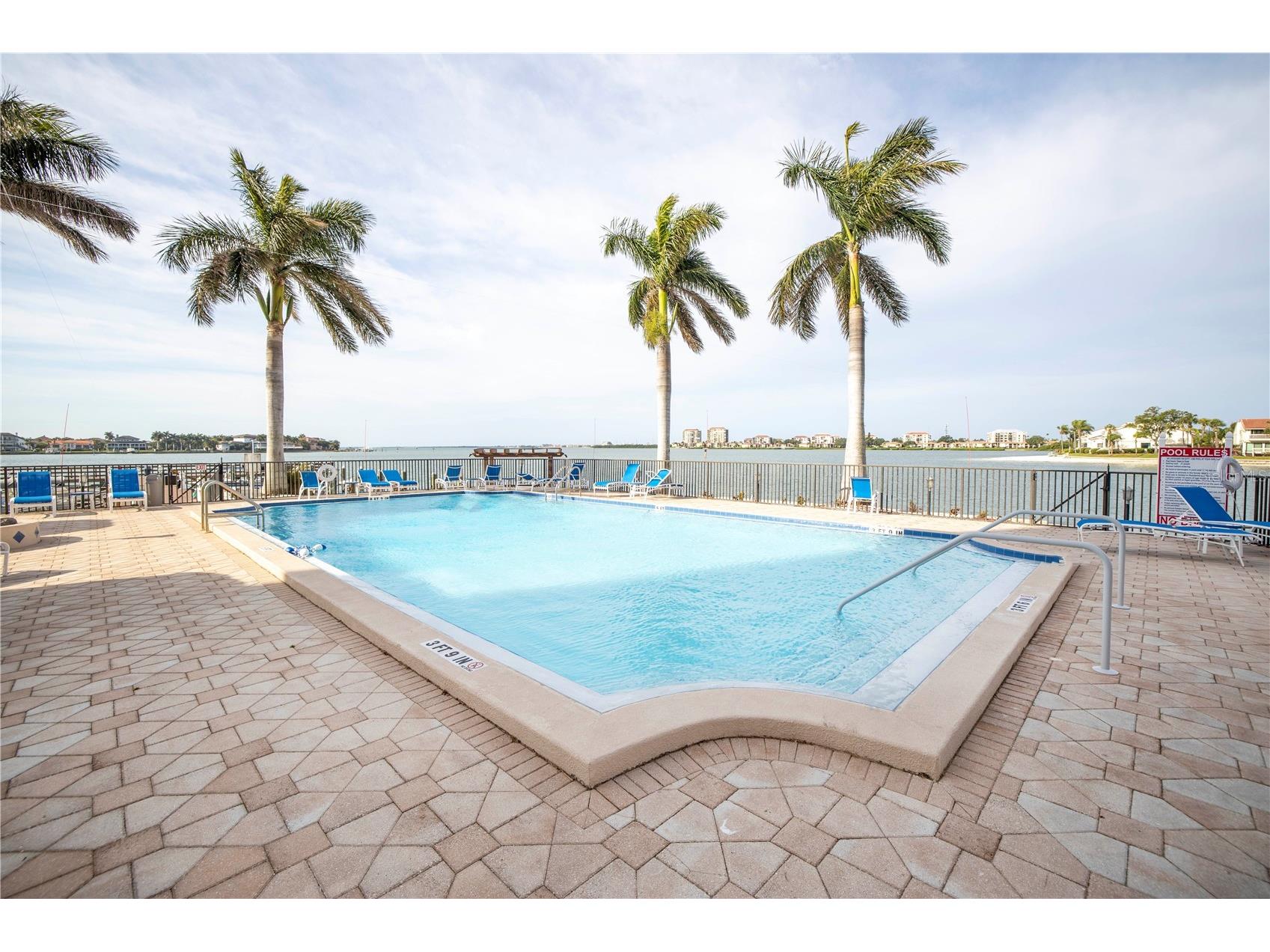5220 Brittany Drive S #1204 Saint Petersburg FL 33715 - BOCA CIEGA BAY TB8495282 image5