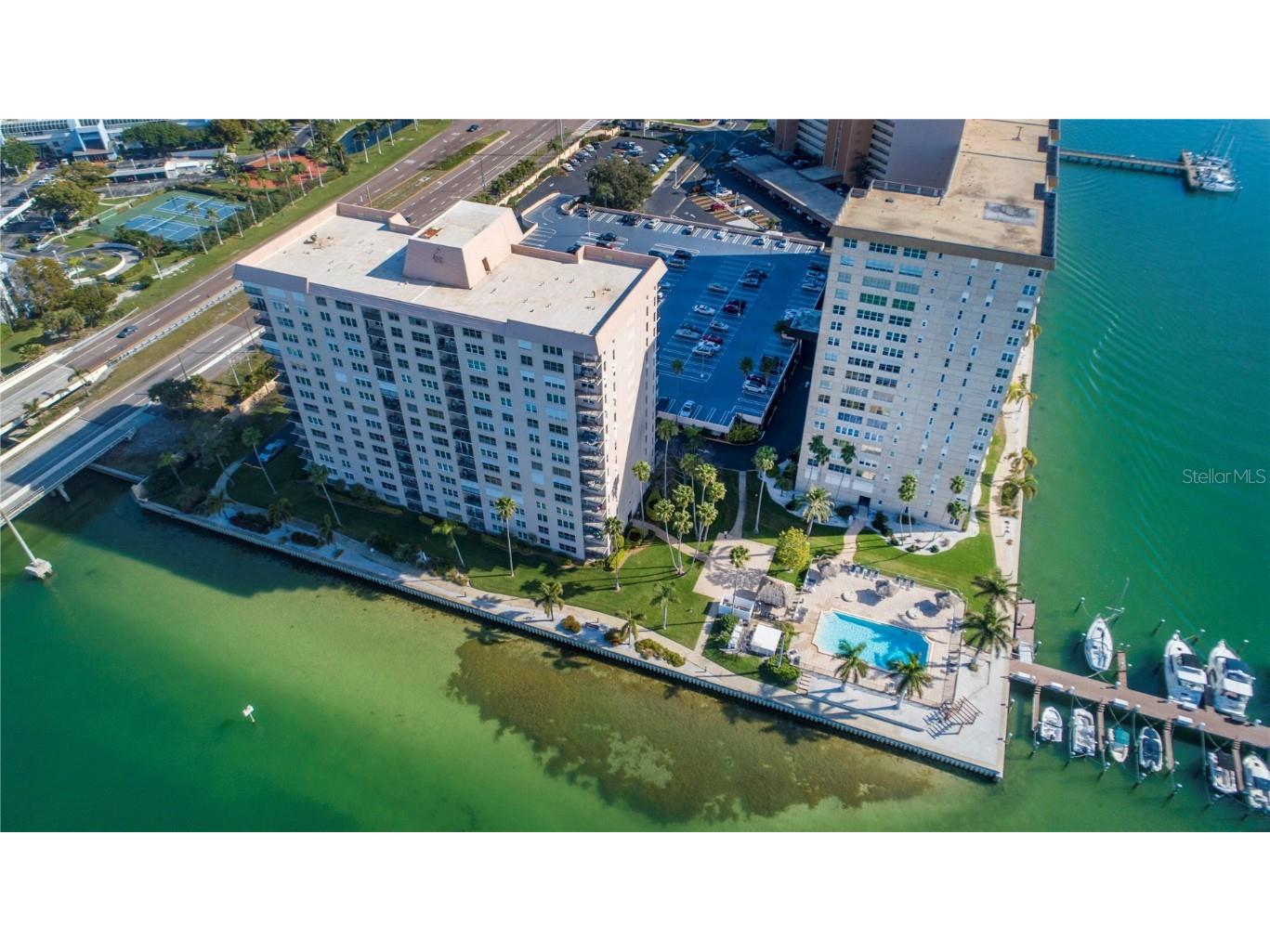 5220 Brittany Drive S #1403 Saint Petersburg FL 33715 - BOCA CIEGA BAY TB8361881 image2