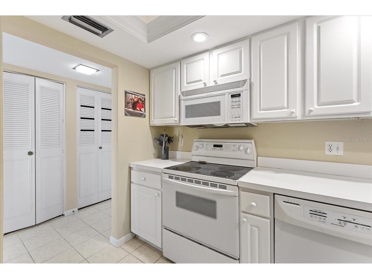 5220 Brittany Drive S #1501 Saint Petersburg FL 33715 - BOCA CIEGA BAY TB8512752 image20