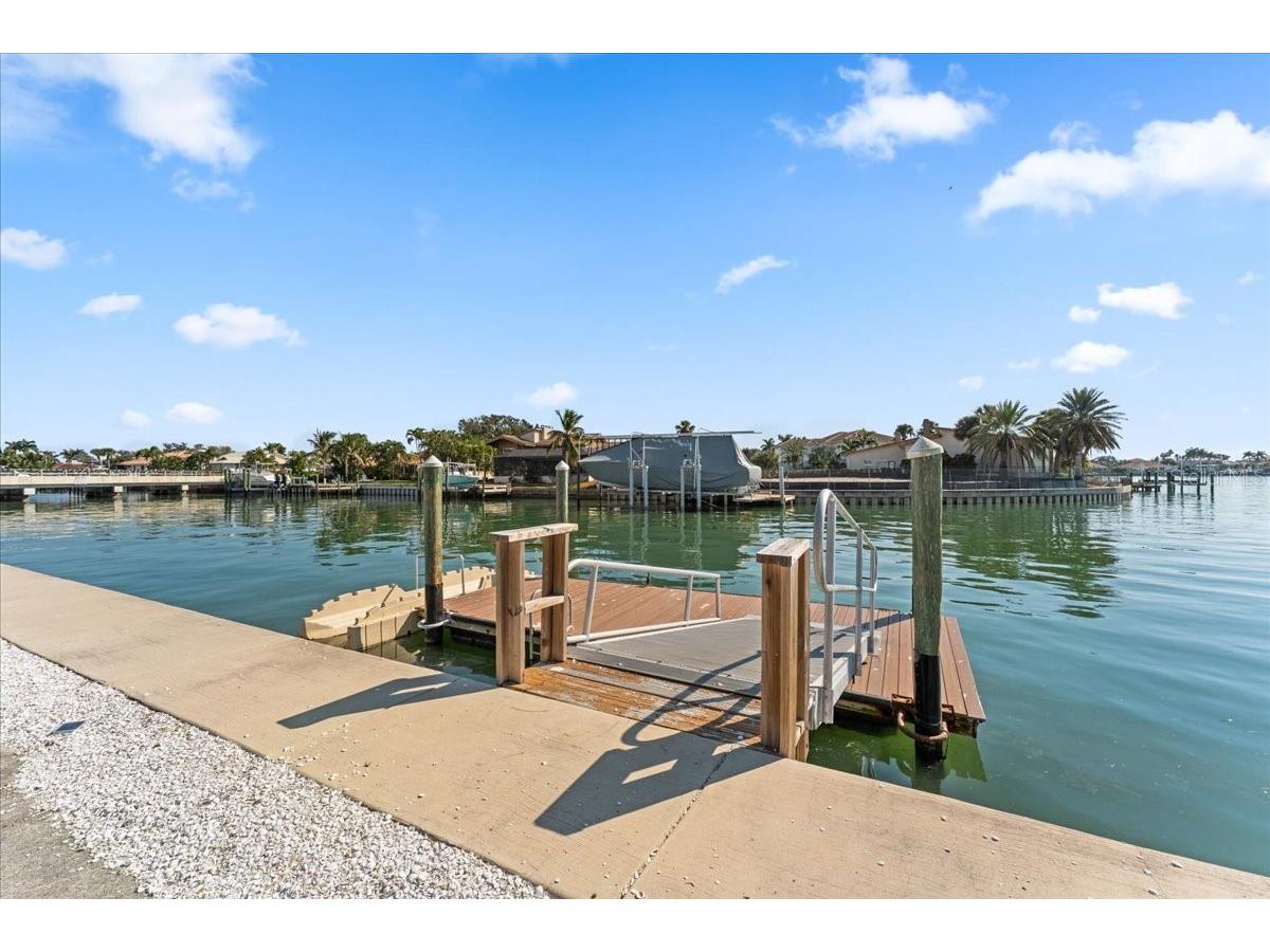 5220 Brittany Drive S #1501 Saint Petersburg FL 33715 - BOCA CIEGA BAY TB8512752 image44