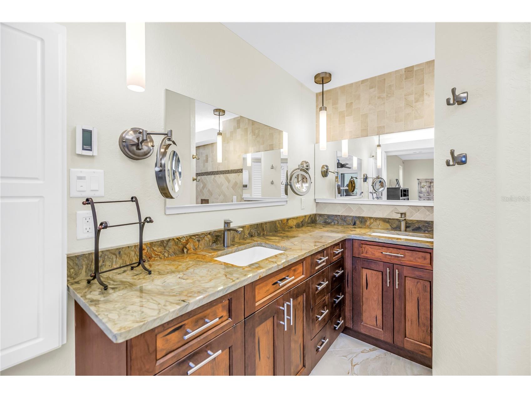 5220 Brittany Drive S #1510 Saint Petersburg FL 33715 TB8460563 image27