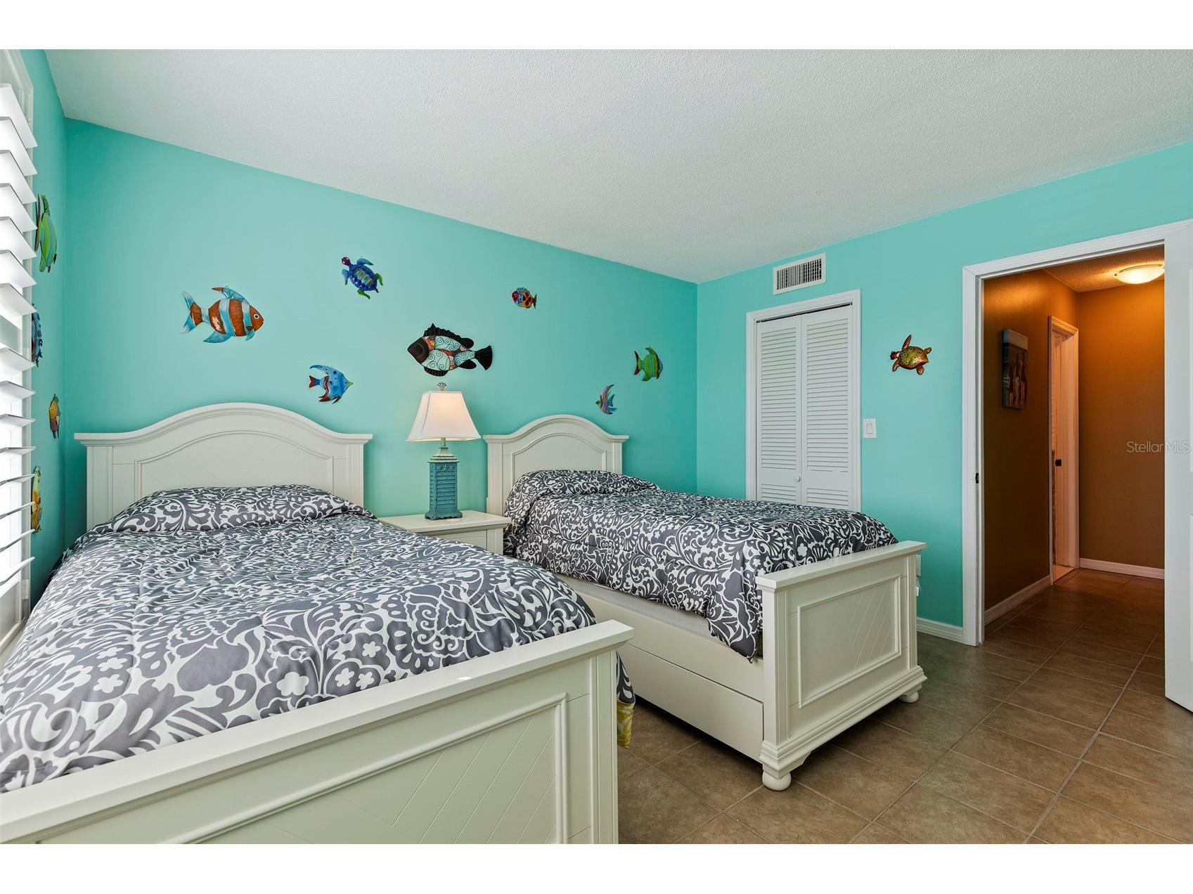 5220 Brittany Drive S #409 Saint Petersburg FL 33715 TB8496135 image18