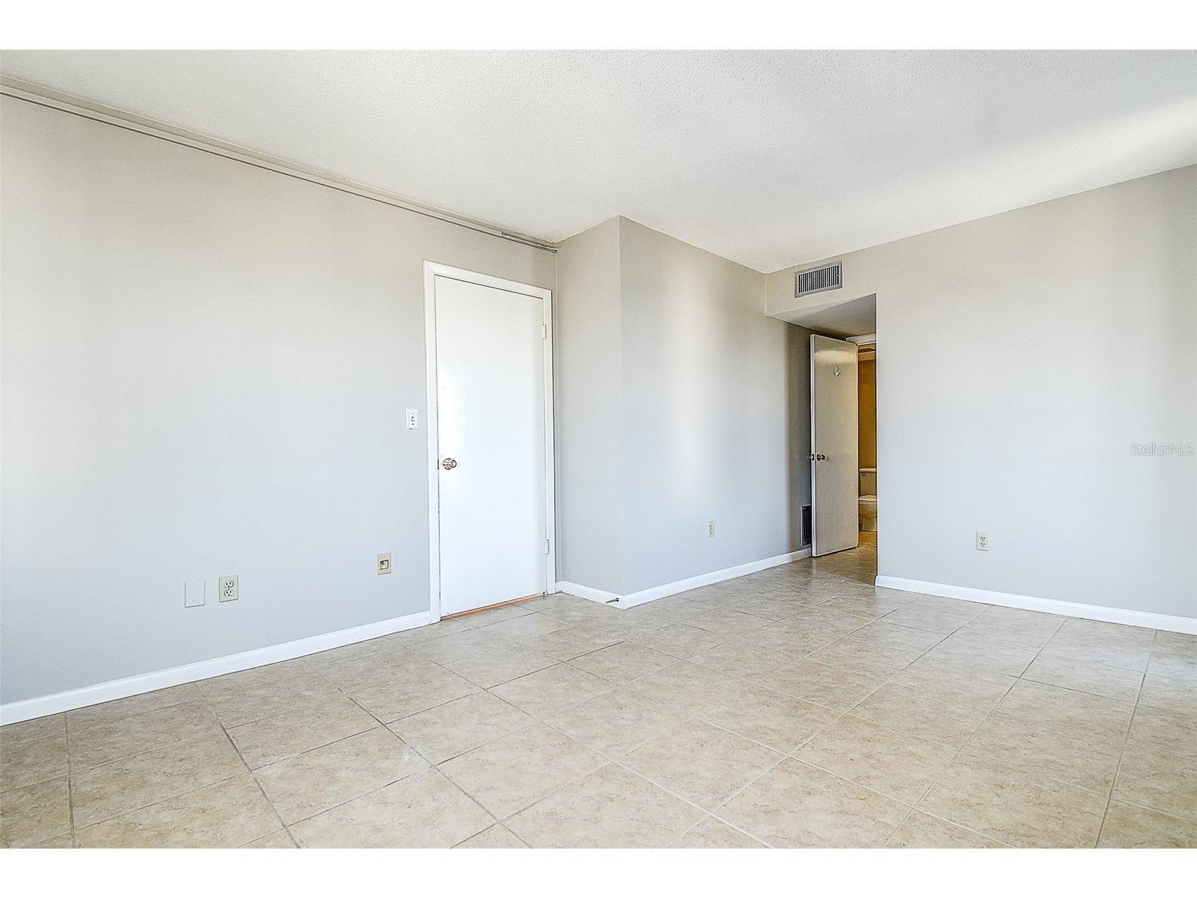 5220 Brittany Drive S #509 Saint Petersburg FL 33715 W7883450 image16