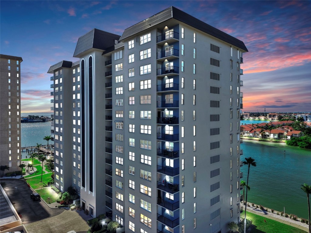 5220 Brittany Drive S #603 Saint Petersburg FL 33715 TB8445604 image1