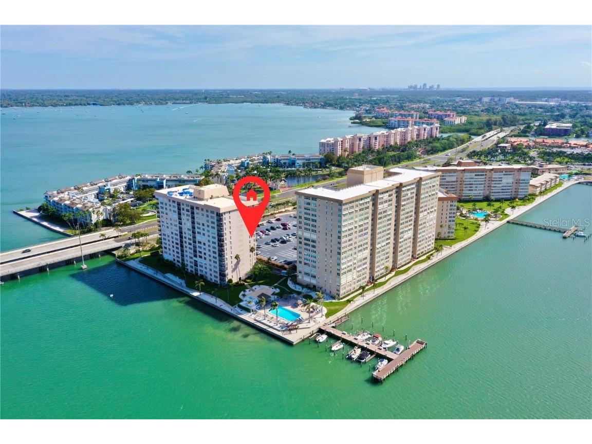 5220 Brittany Drive S #801 Saint Petersburg FL 33715 U8237152 image1