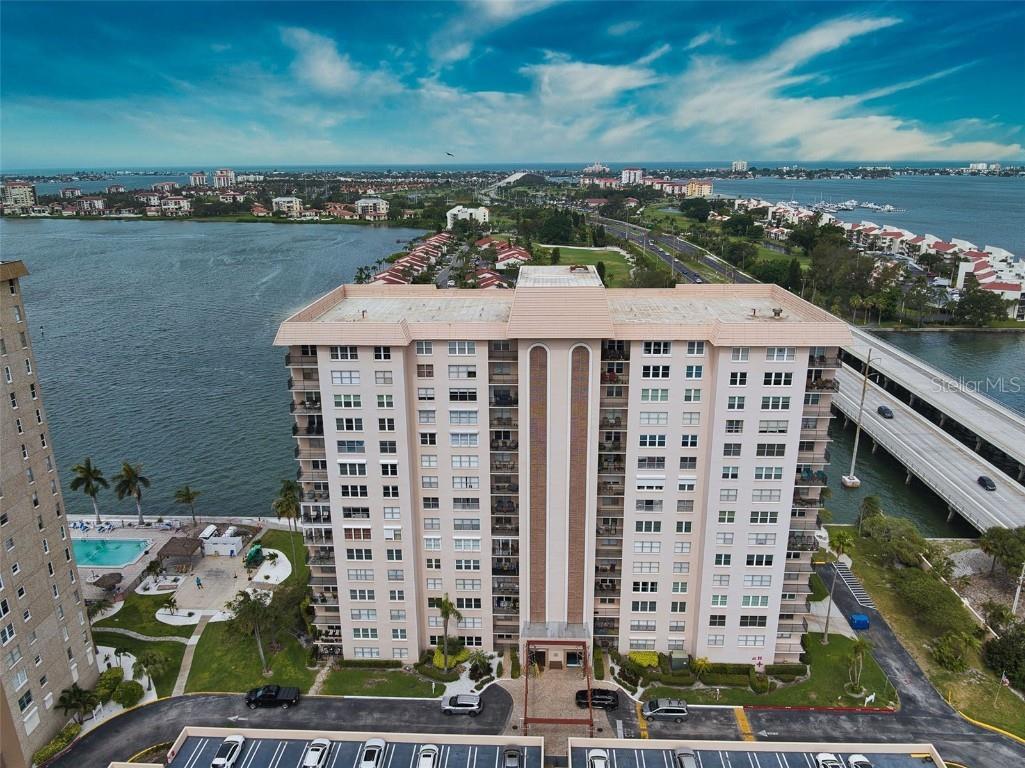 5220 Brittany Drive S #802 Saint Petersburg FL 33715 U8204687 image1