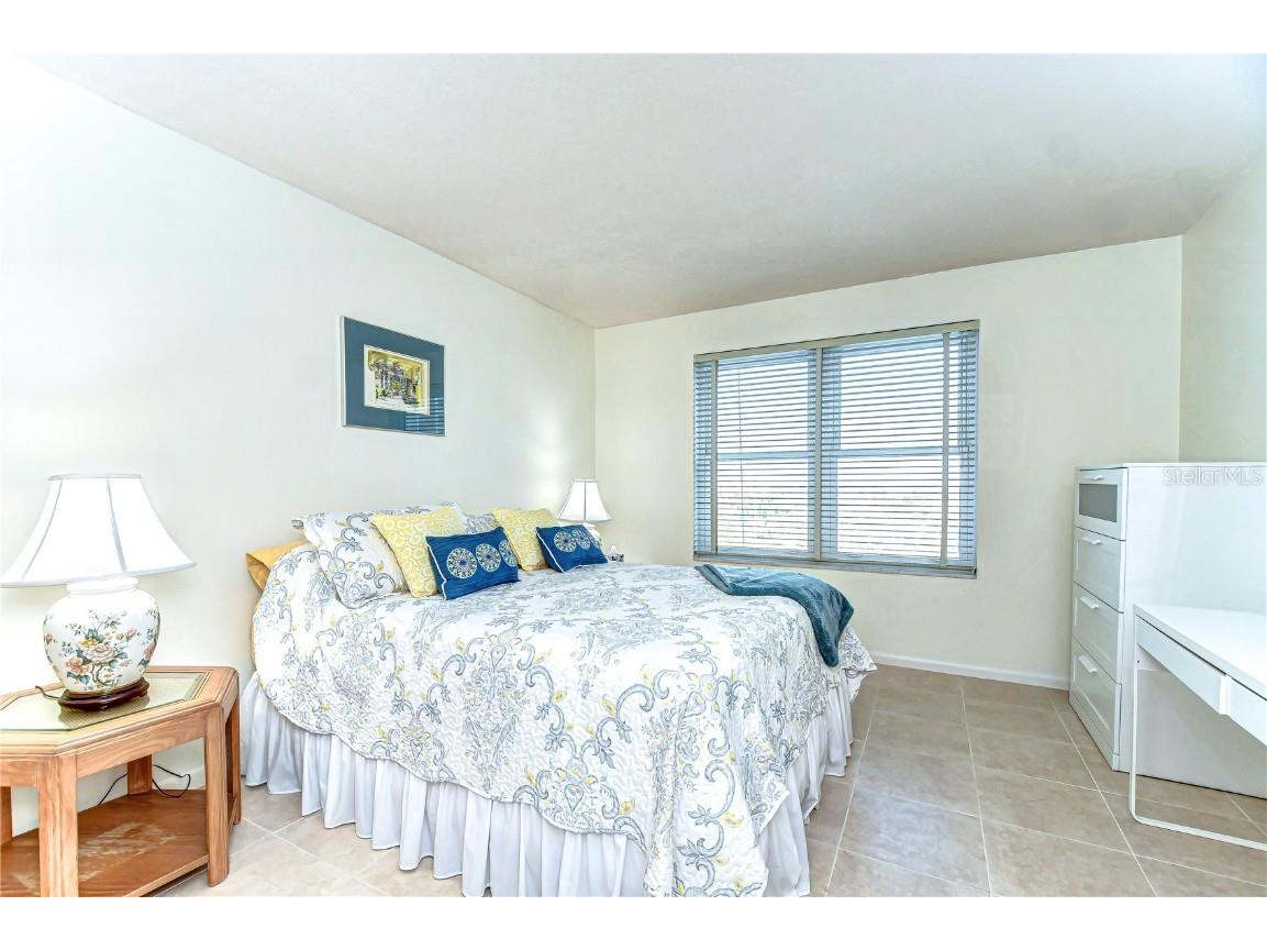 5220 Brittany Drive S #807 Saint Petersburg FL 33715 TB8357489 image14