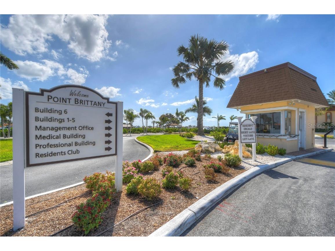 5220 Brittany Drive S #807 Saint Petersburg FL 33715 TB8357489 image36